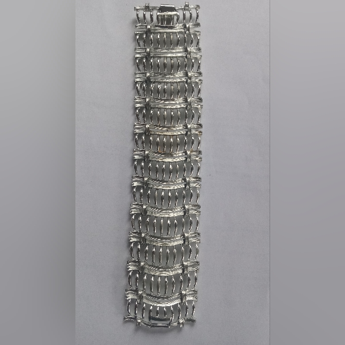 Lisner Wide Chunky Links Statement Bracelet 1960s Vtg Signed Silver Tone 25$